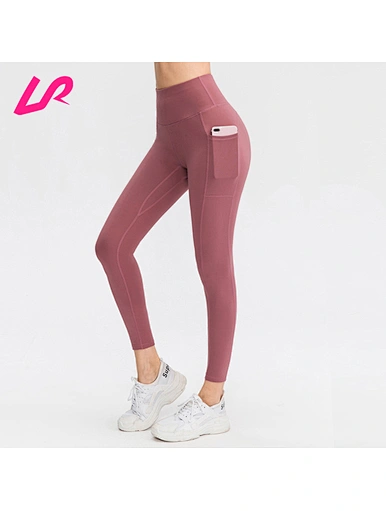 Our women's workout leggings with pockets combines functionality and style. Made from high-quality materials and designed for a range of activities, it's perfect for your next workout. Shop now!